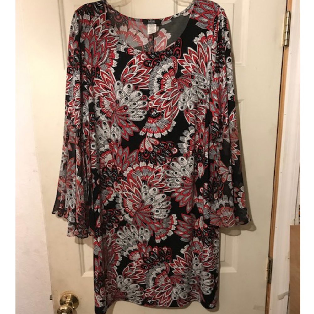 MSK Women 1x Black/Red/White Tunic Top